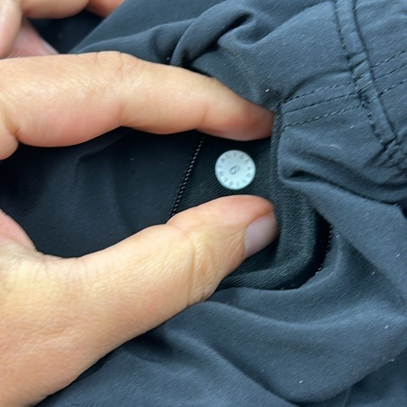 Lululemon Choose A Side Short 3" Black / Chirasu Black - Picture 5 of 5